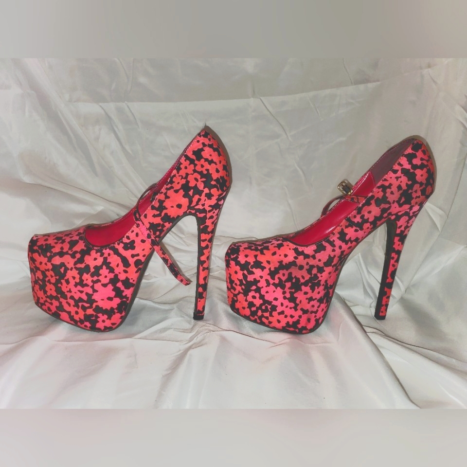Ami Clubwear Heels